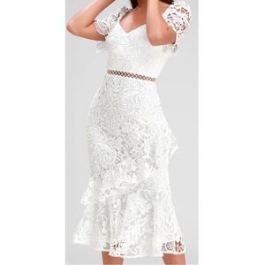 Lulu’s White Lace Ruffle Midi White Dress(Size Medium)